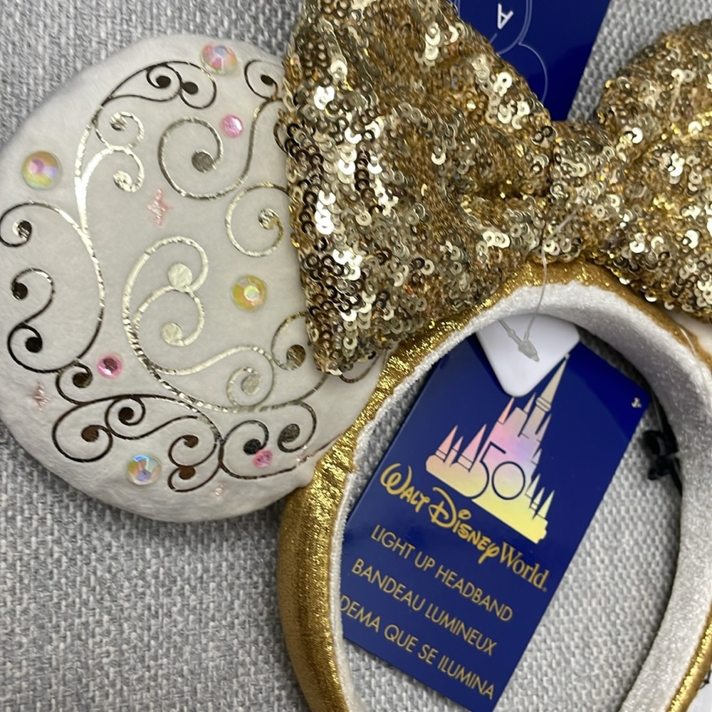 Disney Light up 50th anniversary Ears - Picture 2 of 4